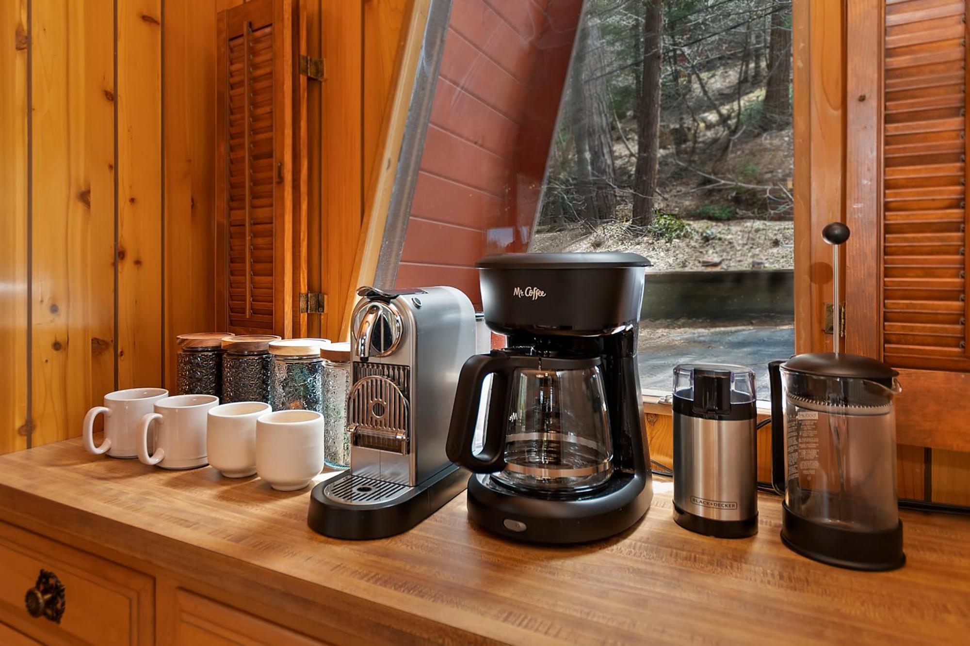 Pet & Kid Friendly Cozy Cabin, Bbq, Firepit, Outdoor Dining, Forest Views Lake Arrowhead Exterior photo